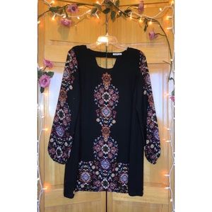 long sleeve patterned black dress